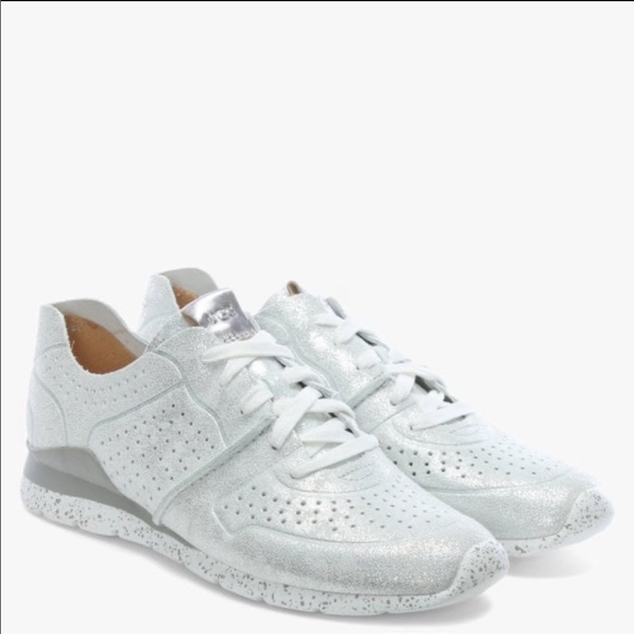 ugg tye trainers silver